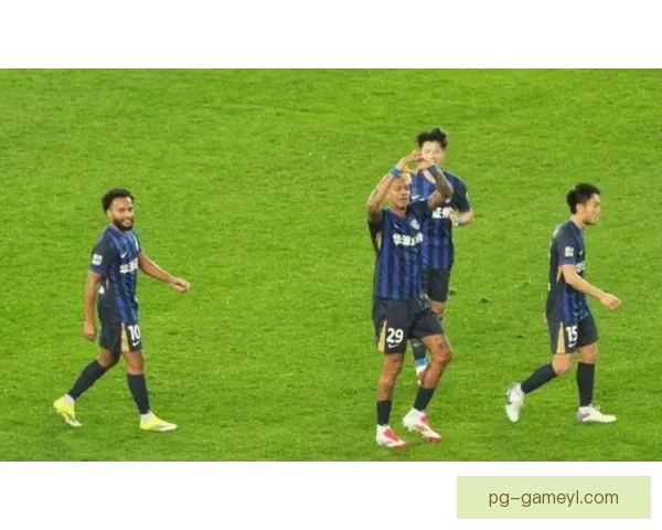 冬窗三镇前锋被截胡 卡迪斯成备选